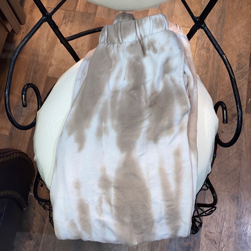 Tan camo sweats
